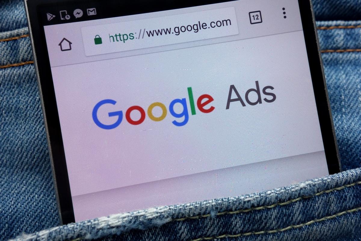 google ads logo demonstrating the benefits of google search ads